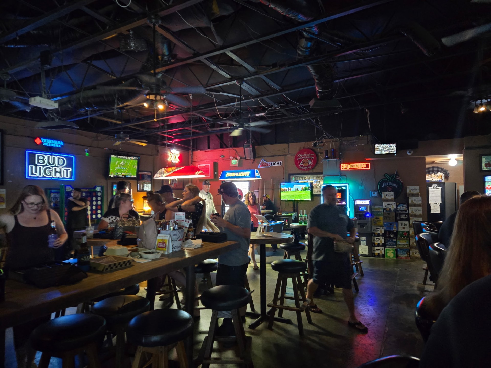 Slam Dunk Sports Bar