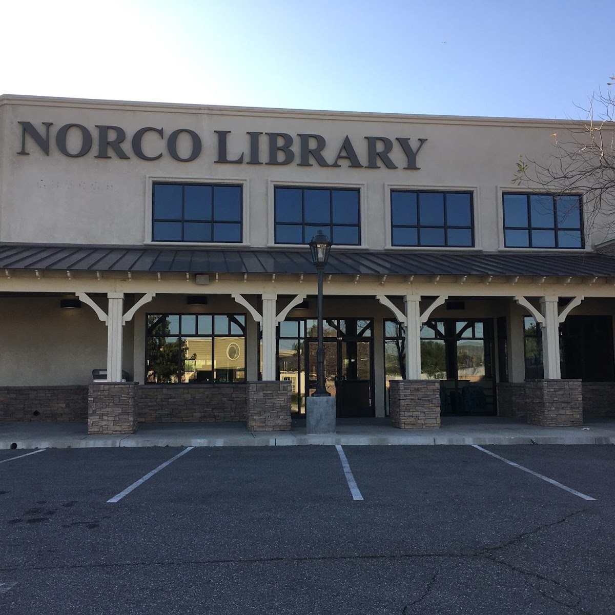 Norco Library
